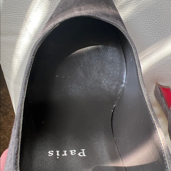 Christian Louboutin Gray Suede and Red Heels, Size 40 (10B) - Picture 9 of 15